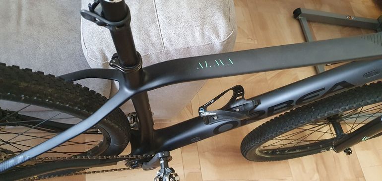 Used Orbea ALMA M30 27.5 2020 2020 Mountainbike, Light Gray — image 3 of 11