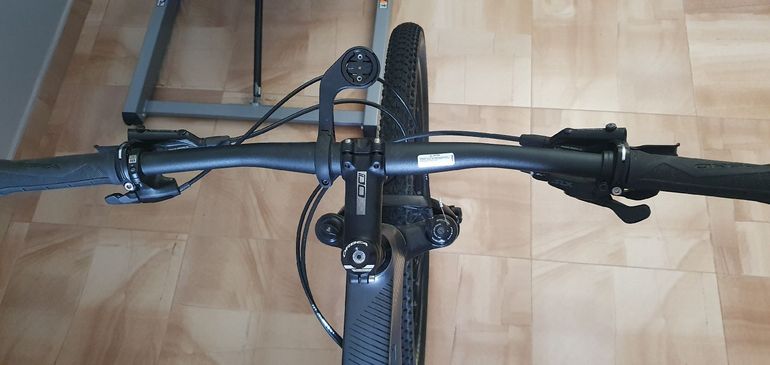 Used Orbea ALMA M30 27.5 2020 2020 Mountainbike, Light Gray — image 4 of 11
