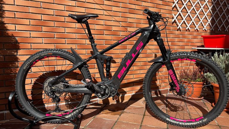 Used BULLS Sonic EVO AM 3 Carbon 2020 2020 Mountainbike, Black, 27.5 — image 1 of 10