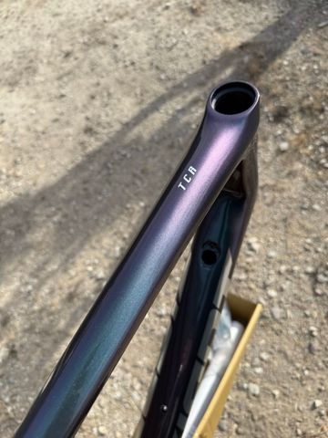 Brugt Giant TCR Advanced Pro Disc 0 AR 2023 Frameset 2023 Road & Gravel — billede 4 af 9