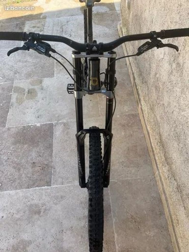 Used Commencal FURIOUS ORIGIN 2019 2019 Mountainbike — image 4 of 5
