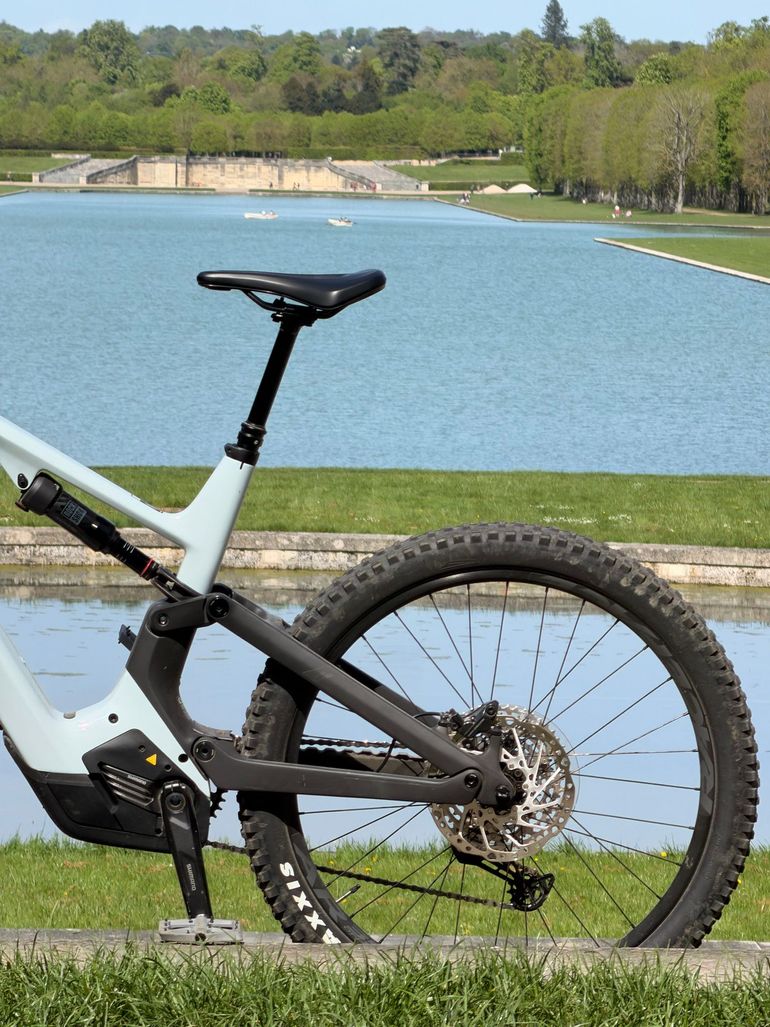 Used Canyon Spectral:on Shimano Deore 2024 Mountainbike, Light Gray — image 3 of 3