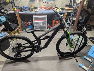 Tweedehands Canyon Spectral Other SRAM 2025 Mountainbike — afbeelding 1 van 7