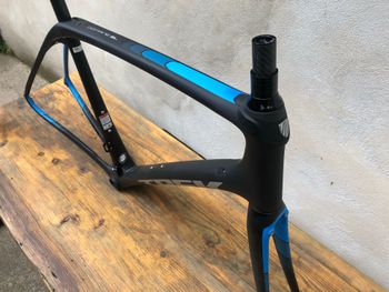 Used Trek Domane Frameset 2017 Road & Gravel — image 8 of 9