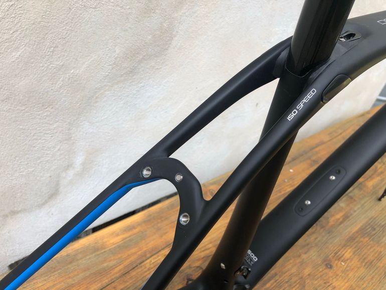 Used Trek Domane Frameset 2017 Road & Gravel — image 6 of 9