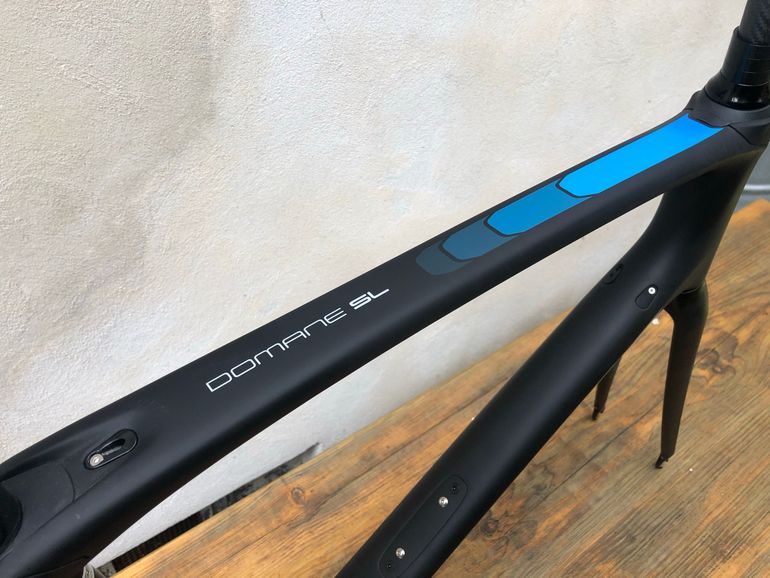 Used Trek Domane Frameset 2017 Road & Gravel — image 2 of 9