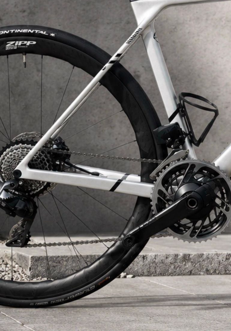 Used Canyon Ultimate CFR AXS 2024 2024 Road & Gravel — image 3 of 4