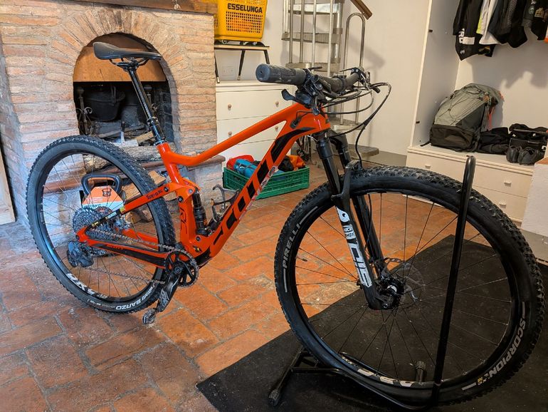 Used Scott Spark RC 900 Team 2019 2019 Mountainbike — image 3 of 10