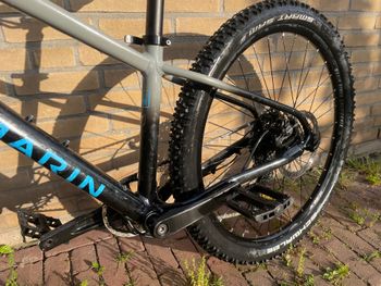 Used Marin San Quentin 27.5" 1 2023 2023 Mountainbike, Light Gray, 27.5 — image 10 of 12