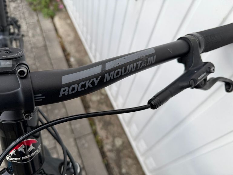 Used Rocky Mountain Vertex Jr 24 2020 2020 Youth — image 12 of 14
