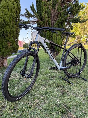 Used Stevens Devil´s Trail 2026 2026 Mountainbike, White, 27.5 — image 6 of 8