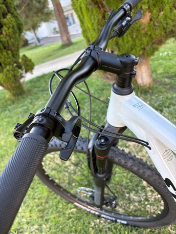 Used Stevens Devil´s Trail 2026 2026 Mountainbike, White, 27.5 — image 4 of 8
