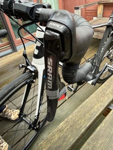 Tweedehands CUBE attain gtc Race 2016 2016 Road & Gravel — afbeelding 12 van 12