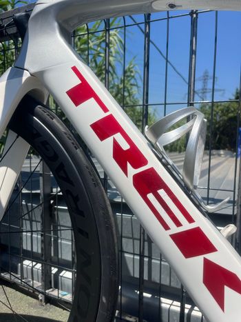 Used Trek Madone SL 7 eTap 2021 2021 Road & Gravel, White — image 16 of 16