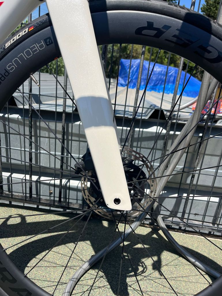 Used Trek Madone SL 7 eTap 2021 2021 Road & Gravel, White — image 11 of 16