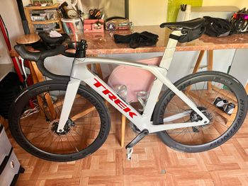 Used Trek Madone SL 7 eTap 2021 2021 Road & Gravel, White — image 3 of 8