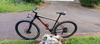 Used Specialized Chisel Shimano Deore XT 2019 Mountainbike, Red — image 3 of 7