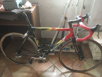 Gebrauchtes Bottecchia Tecnological Innovation 2009 Road & Gravel, Rot — Bild 1 von 4