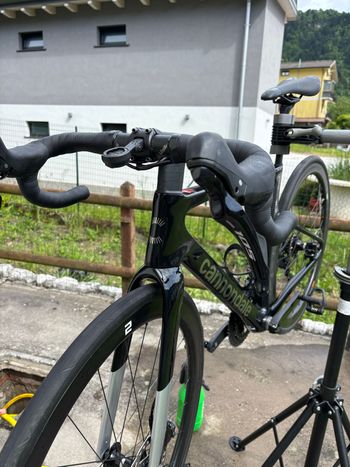 Used Cannondale SuperSix EVO Shimano 105 2025 Road & Gravel, Black — image 2 of 8