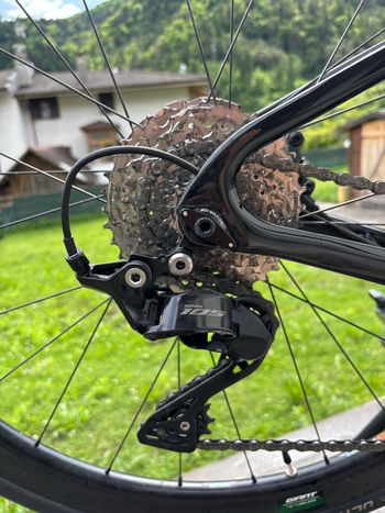 Used Cannondale SuperSix EVO Shimano 105 2025 Road & Gravel, Black — image 8 of 8