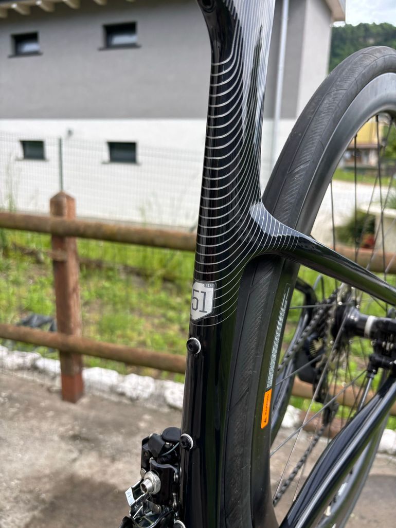 Used Cannondale SuperSix EVO Shimano 105 2025 Road & Gravel, Black — image 7 of 8