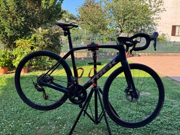 Used Trek Domane Shimano 105 2022 Road & Gravel