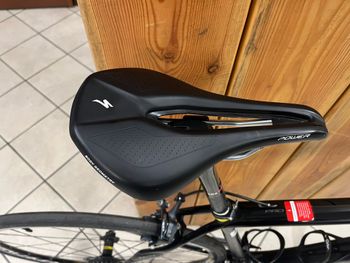 Used Specialized Roubaix SL4 Pro Race 2014 2014 Road & Gravel, Black — image 10 of 16
