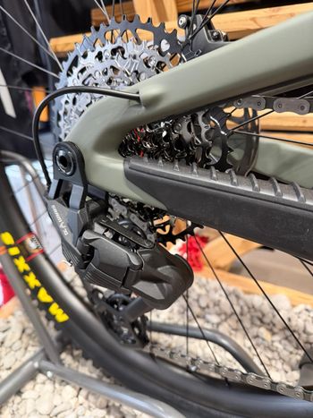 Used Santa Cruz Megatower 70 2026 2026 Mountainbike, Green, 29 — image 3 of 9
