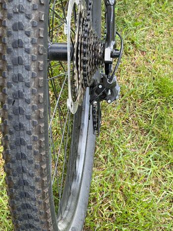 Used Trek Marlin 6 Gen 2 2023 2023 Mountainbike, Red, 29 — image 9 of 14