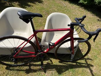 Used Canyon Ultimate CF SL 7 Disc 2023 2023 Road & Gravel, Red — image 2 of 13