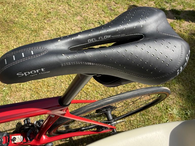 Used Canyon Ultimate CF SL 7 Disc 2023 2023 Road & Gravel, Red — image 13 of 13