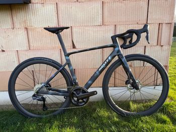 Used Scott Addict RC Shimano Ultegra Di2 2026 Road & Gravel