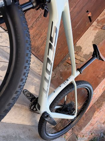 Used Scott Scale 920 2023 2023 Mountainbike, Light Gray, 29 — image 13 of 17