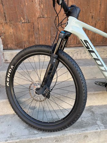 Used Scott Scale 920 2023 2023 Mountainbike, Light Gray, 29 — image 14 of 17