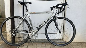 Used Bianchi XL EV2 2000 Road & Gravel, Light Gray — image 1 of 4
