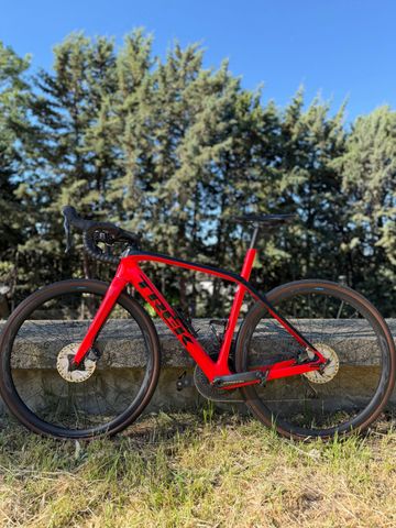Gebrauchtes Trek Domane SL 6 2020 2020 Road & Gravel, Rot — Bild 2 von 6