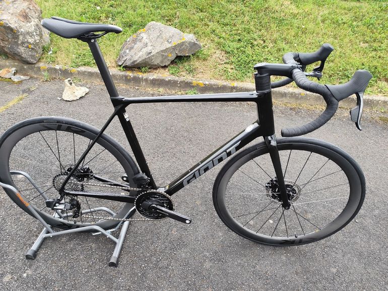 Used Giant Tcr SRAM Force eTap AXS 2025 Road & Gravel, Black — image 12 of 16