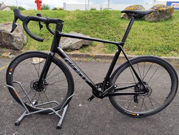 Used Giant Tcr SRAM Force eTap AXS 2025 Road & Gravel, Black — image 15 of 16