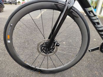 Used Giant Tcr SRAM Force eTap AXS 2025 Road & Gravel, Black — image 10 of 16