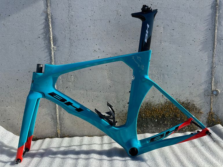 Used BH Aerolight Frameset 2025 Road & Gravel, Blue — image 10 of 18