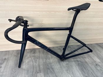 Used Specialized Tarmac SL6 Disc Pro - SRAM Force eTap AXS 2020 Frameset 2020 Road & Gravel, Blue — image 2 of 5
