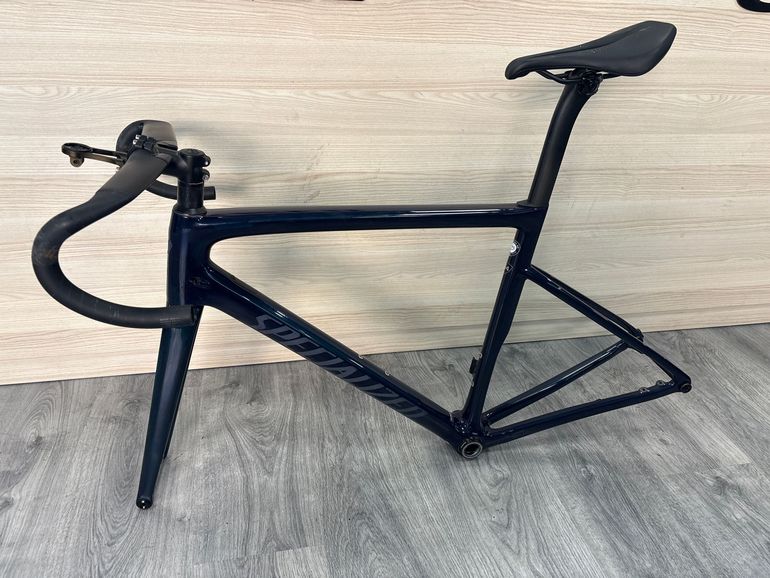Used Specialized Tarmac SL6 Disc Pro - SRAM Force eTap AXS 2020 Frameset 2020 Road & Gravel, Blue — image 2 of 5