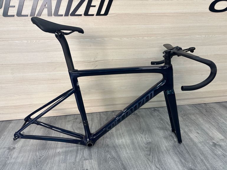 Used Specialized Tarmac SL6 Disc Pro - SRAM Force eTap AXS 2020 Frameset 2020 Road & Gravel, Blue — image 1 of 5
