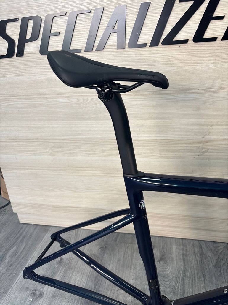 Used Specialized Tarmac SL6 Disc Pro - SRAM Force eTap AXS 2020 Frameset 2020 Road & Gravel, Blue — image 5 of 5