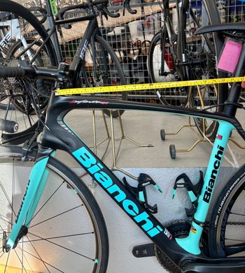 Used Bianchi Infinito CV Disc Ultegra 2018 2018 Road & Gravel, Black — image 8 of 10