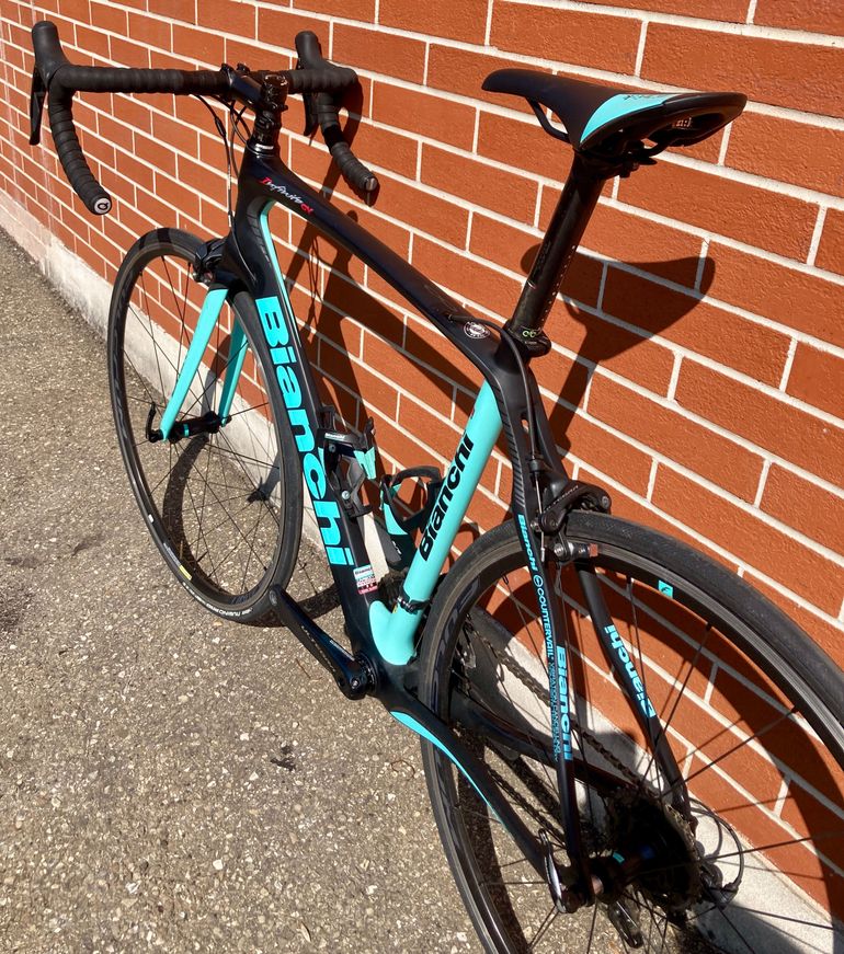 Used Bianchi Infinito CV Disc Ultegra 2018 2018 Road & Gravel, Black — image 4 of 10