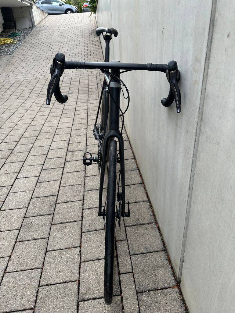 Used Canyon Ultimate CF SL Disc 8.0 Di2 2020 2020 Road & Gravel, Black — image 5 of 12