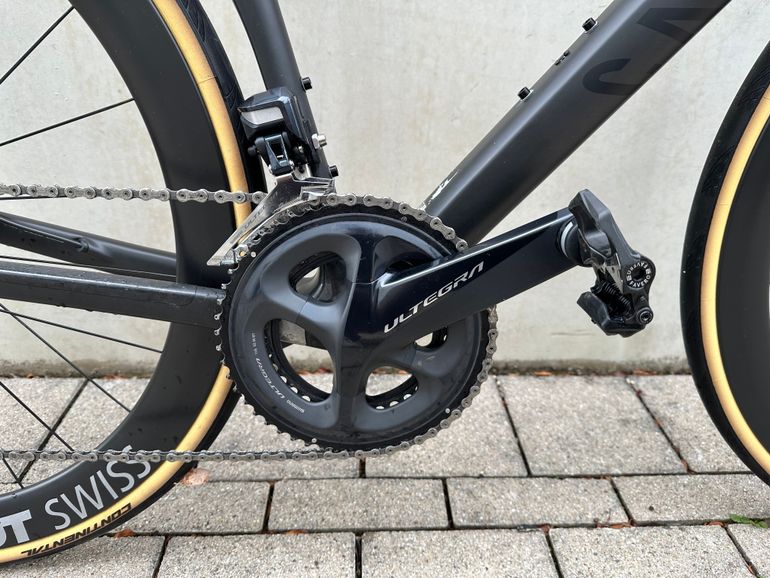 Used Canyon Ultimate CF SL Disc 8.0 Di2 2020 2020 Road & Gravel, Black — image 4 of 12