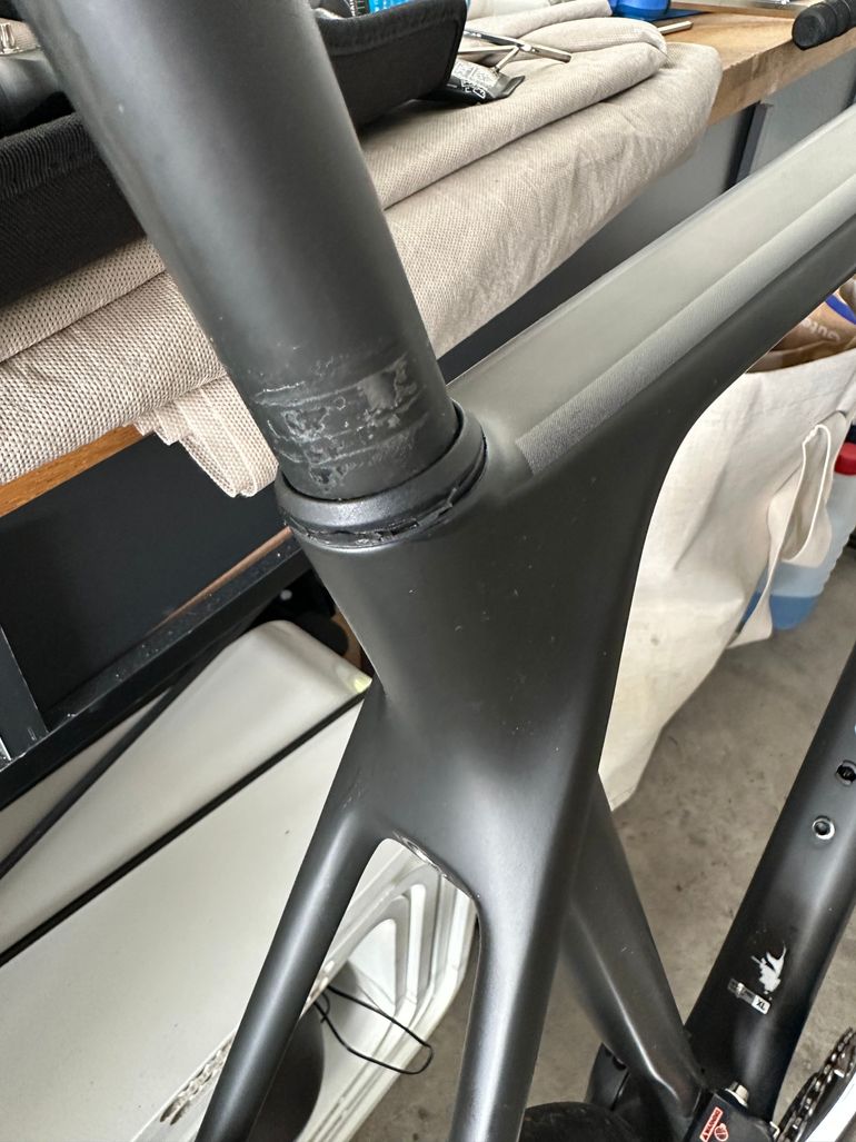 Used Canyon Ultimate CF SL Disc 8.0 Di2 2020 2020 Road & Gravel, Black — image 12 of 12