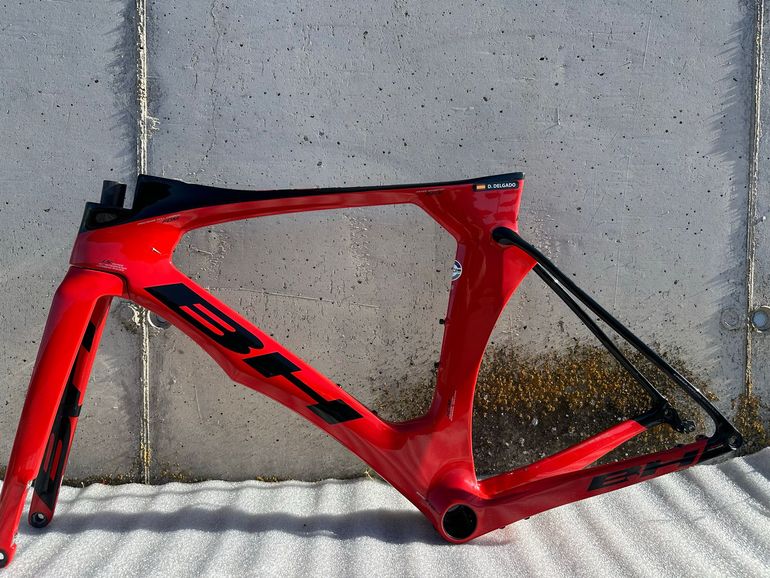 Used BH Aerolight Frameset 2025 Road & Gravel, Red — image 11 of 16